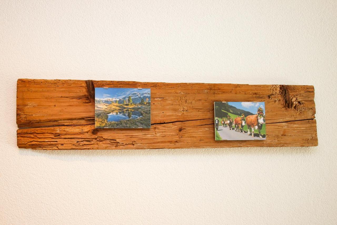 Ferienwohnung Bartschi Lenk Buitenkant foto